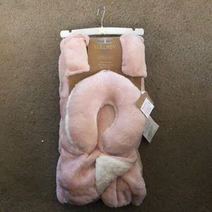 Lullaby Kids Pink Elephant baby blanket, travel pillow and belt straps